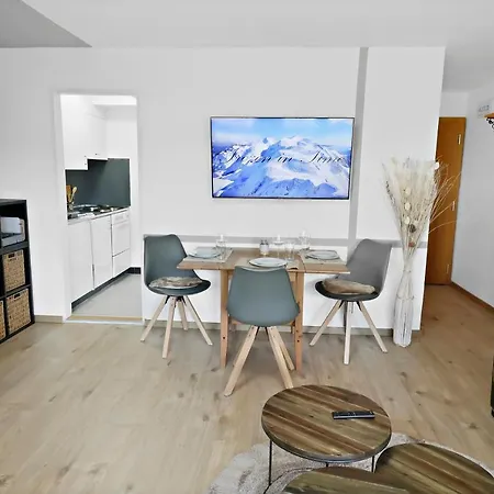 Nouveau Avec Vue Imprenable Sur La Vallee