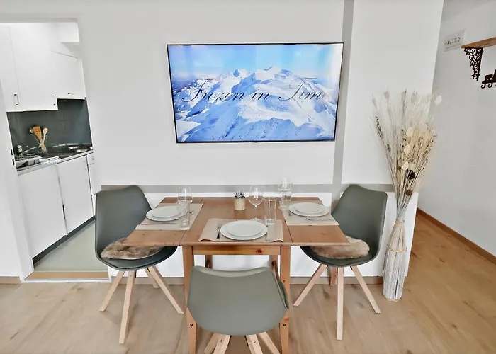 Appartement Nouveau Avec Vue Imprenable Sur La Vallée